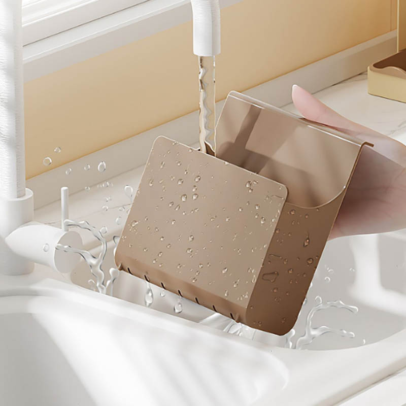 Vegetable spoon holder molding