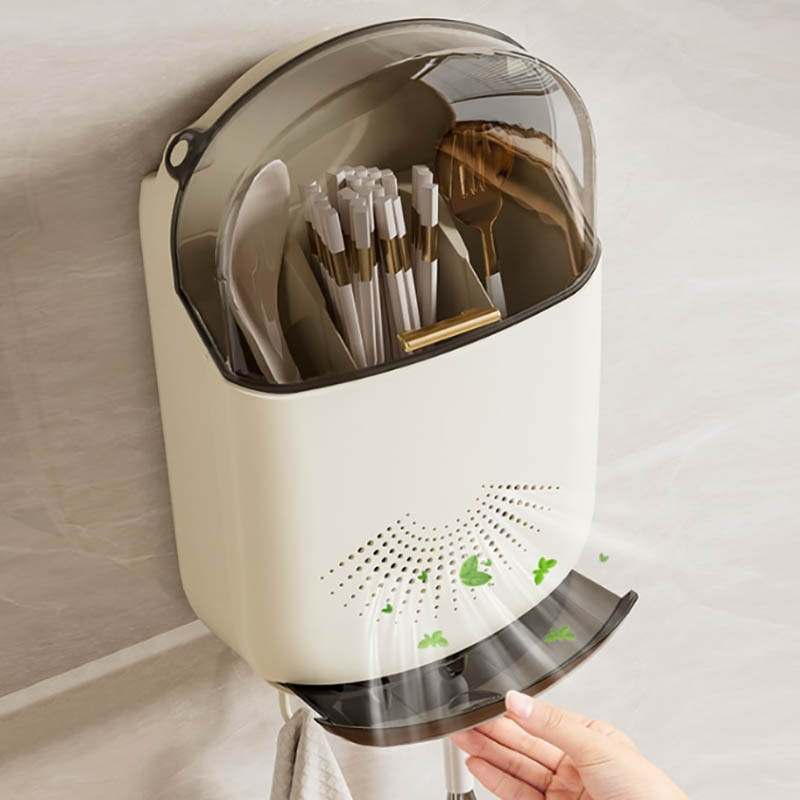 Vegetable spoon holder molding